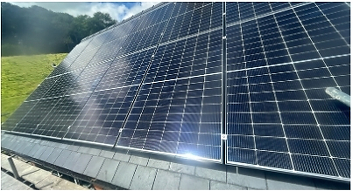 Detached House, completed solar panel installation on the roof, 5.28 kWp CRS Energy system