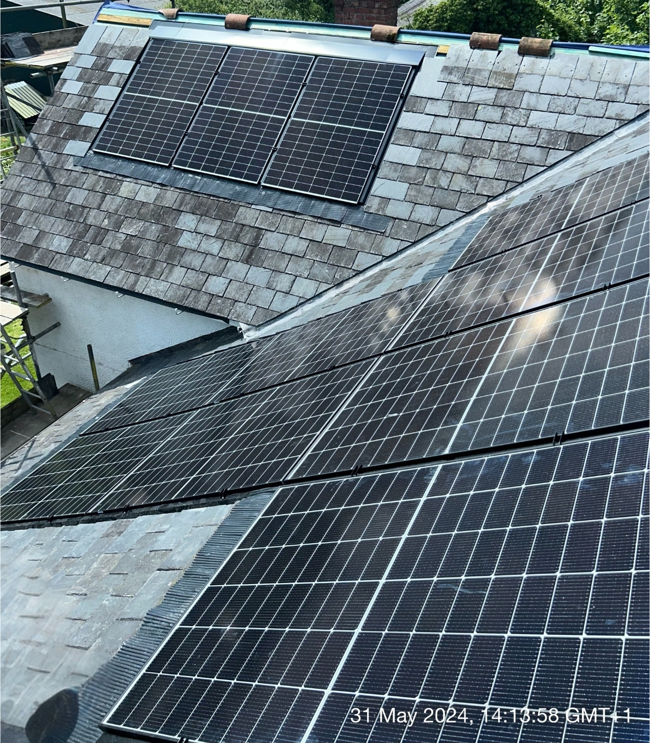 Detached House, completed solar panel installation on the roof, 4.84 kWp CRS Energy system