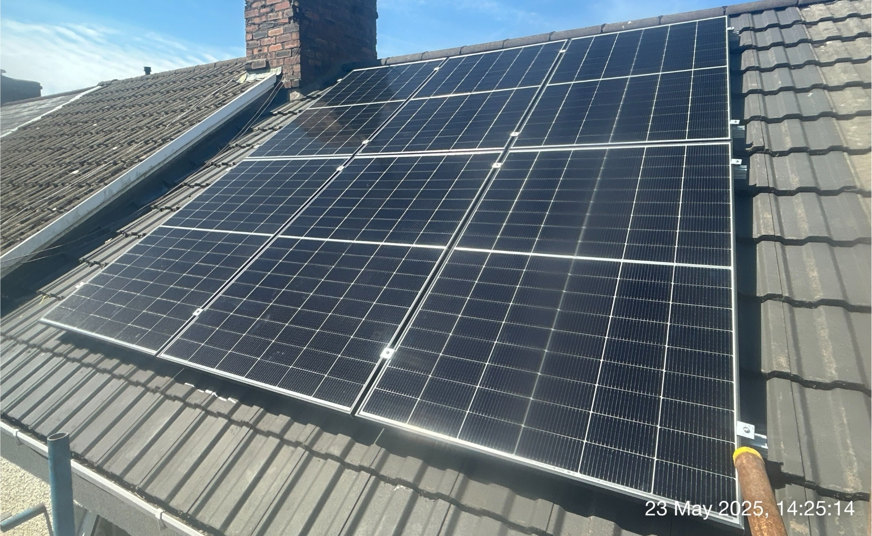 Mid-Terraced House, completed solar panel installation on the roof, 2.73 kWp CRS Energy system